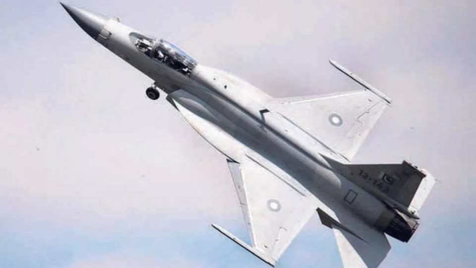  Russian fighter jet