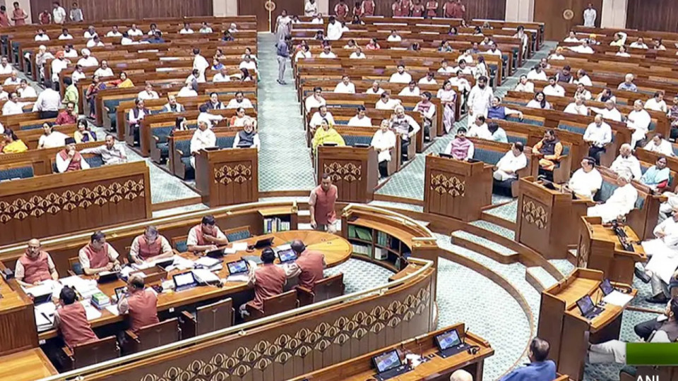 Vande Mataram debate in Lok Sabha today; PM Modi to open session amid expectations of heated arguments