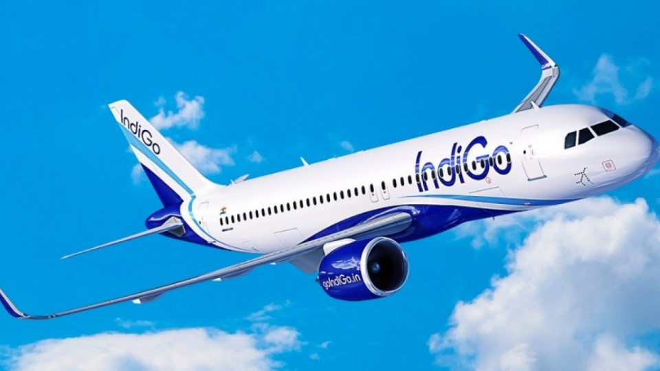 IndiGo’s On-Time Performance Drops; Passengers Cite Delays and Poor Staff Behaviour