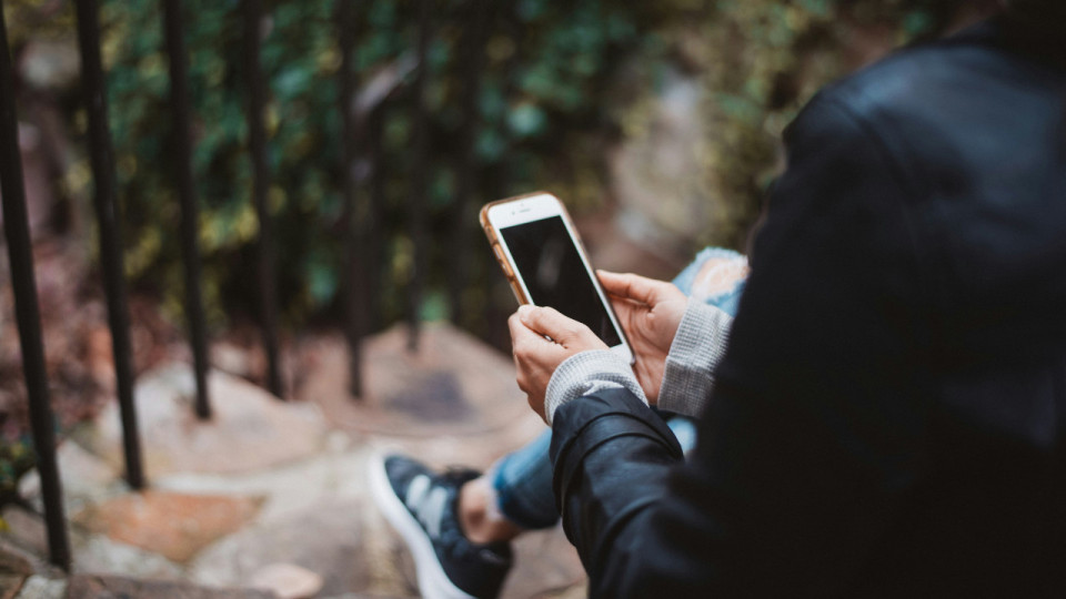 Man Recovers Wife’s Lost Phone Thanks to UPI: ‘Couldn’t Believe My Eyes’