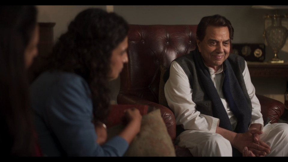 Veteran Actor Dharmendra Admitted to Mumbai’s Breach Candy Hospital