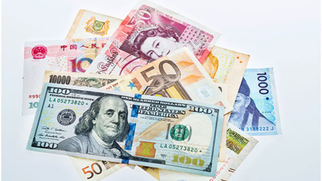 India’s Forex Reserves Soar to $693.6 Billion, Closing in on Record High