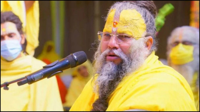 Humanity above religion: Mehnaz Khan ready to donate kidney to Saint Premanand Maharaj