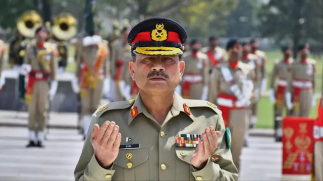 From Boast to Blunder: Pakistan Army Chief’s Speech Turns into Viral Meme