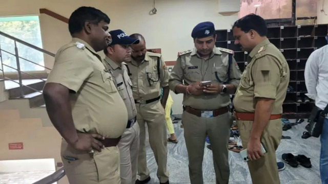 Young Woman Ends Life at Former MLA’s Home in Satna Using Licensed Gun