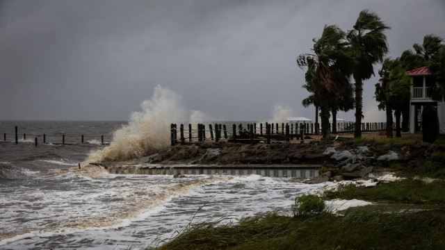 Cyclone Threat: Odisha Alert; Heavy Rain for Bihar, Bengal, Jharkhand – Delhi Weather