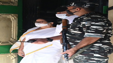 Mamata Banerjee Slams BJP Over ‘Rigging’, Says ‘Won’t Back Down at Any Cost’