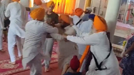 Germany Gurdwara Turns Battleground as Kirpans, Guns Used in Clash, 11 Injured | VIDEO