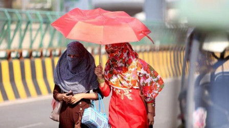 Monsoon to Hit Keralam 6 Days Early, Heatwave Continues Across Delhi and UP
