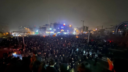 Iran Protests: Amid escalating violence against Khamenei regime, exiled Shah gives big message to de