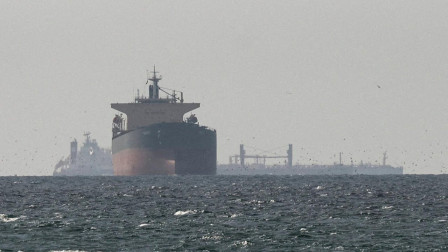 Is Iran unable to open the Strait of Hormuz? Did it lay mines only to forget their locations?