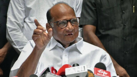 Maharashtra: NCP-SP leader Sharad Pawar admitted to hospital due to throat infection