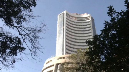 Stock Market Crash: Share market shaken by Budget 2026; Sensex plummets 1550 points, 11 lakh crore w