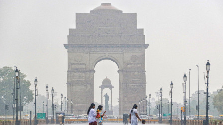 Weather Update: Delhi witnesses coldest March day in six years