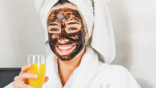 Diwali Skin Glow: Can DIY Face Masks Like Ubtan Actually Work?