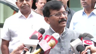 Mumbai: Race for BMC mayor post heats up as Eknath Shinde stakes claim, Sanjay Raut alleges phone ta