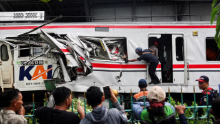 Two Trains Crash in Indonesia’s Capital, 14 Die, 84 Injured