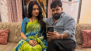 Video: Who is the mystery girl turning heads at Pawan Singh's wedding?