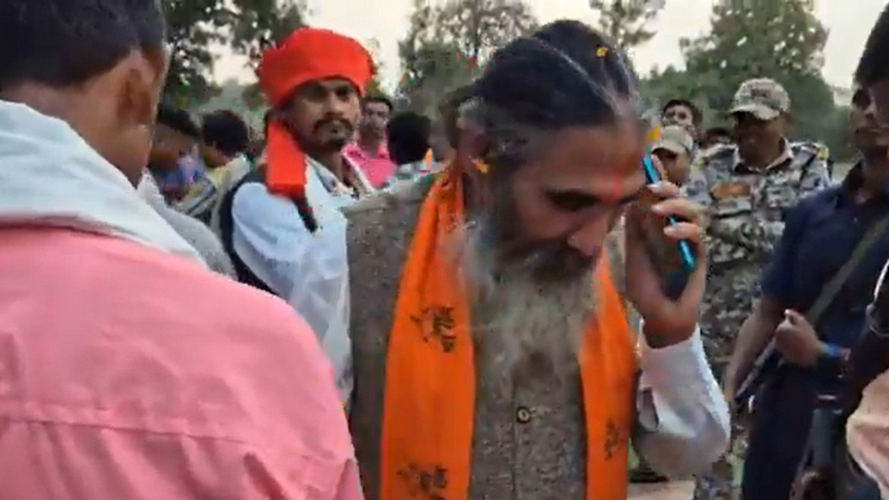 : BJP MP Bhojraj Nag's Abusive Conduct Towards Contractor Sparks Major Controversy