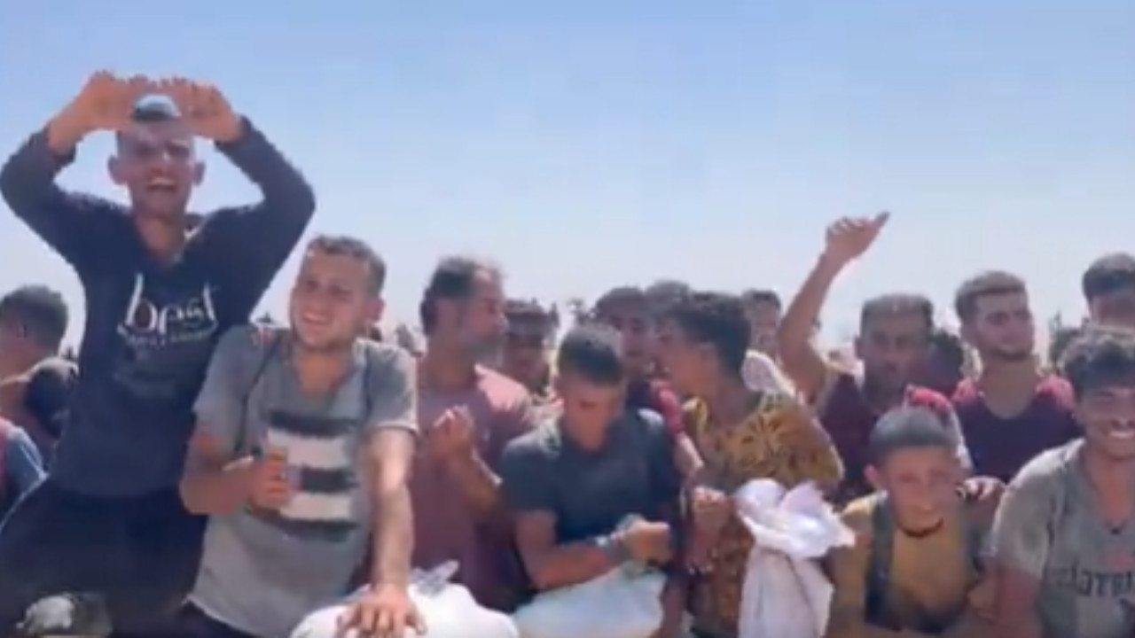 Chanting and Cheering in Gaza as US-Backed Aid Finally Arrives