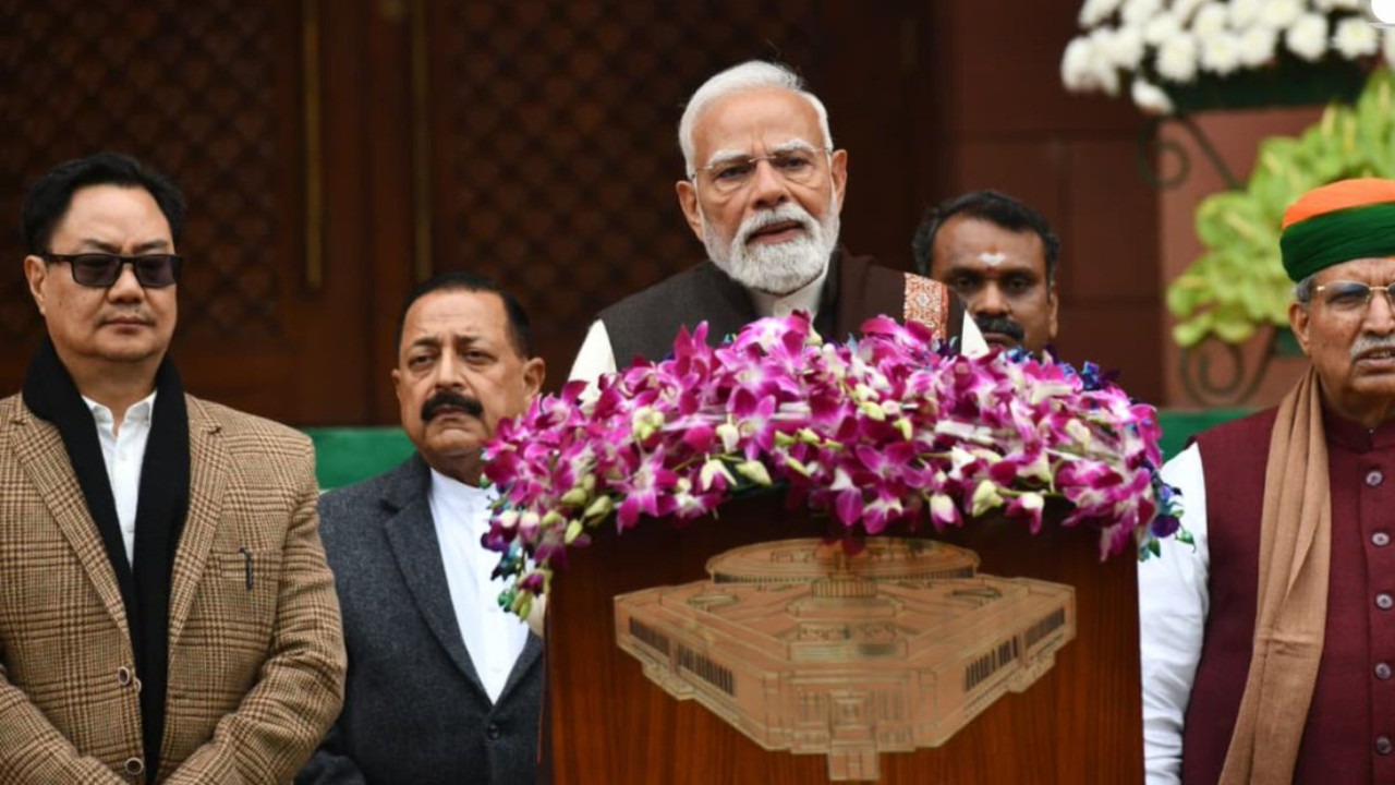 'Stealing is their ancestral profession': PM Modi launches scathing attack on Congress, slams Nehru-