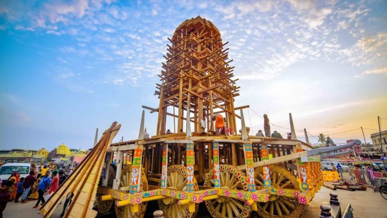  Why Does Lord Jagannath’s Chariot Stop in Front of ‘…’ Tomb? The Reason Will Stun You