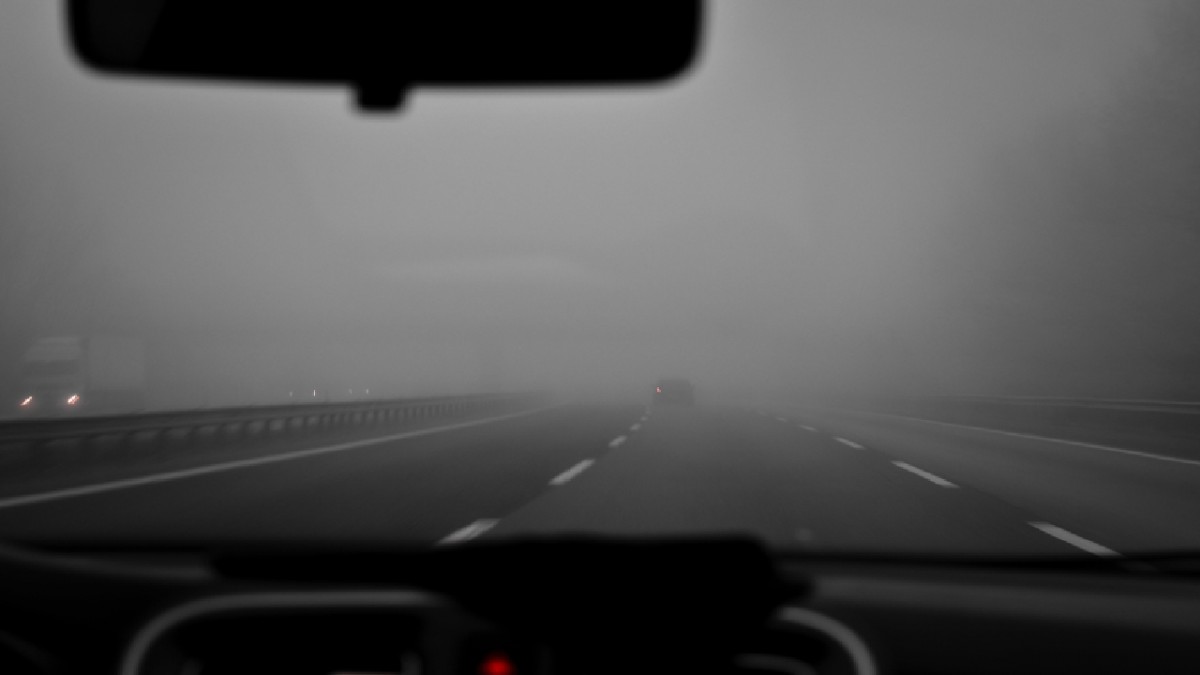 Navigating foggy roads? Driving tips for foggy conditions and proper