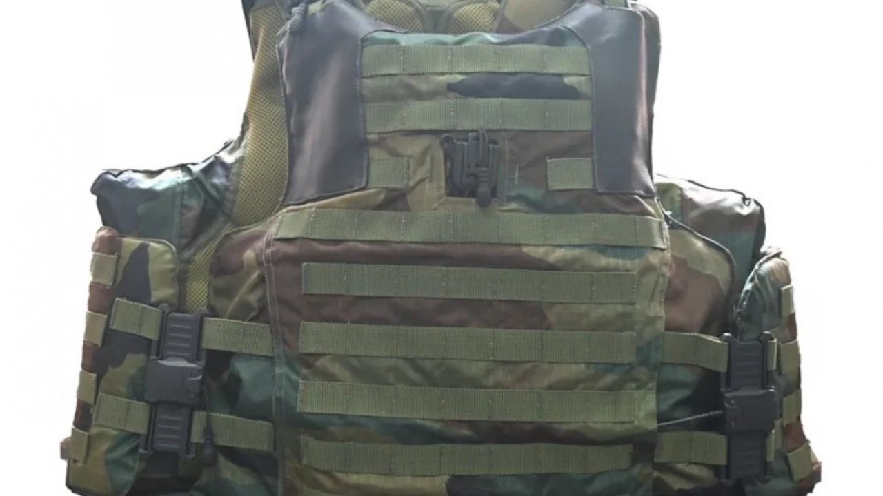 'India's lightest bulletproof vest ,' DRDO unveils new bulletproof