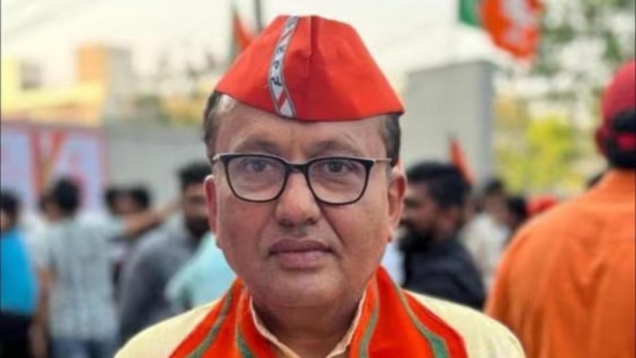 Mukesh Dalal of BJP, first candidate to win elections