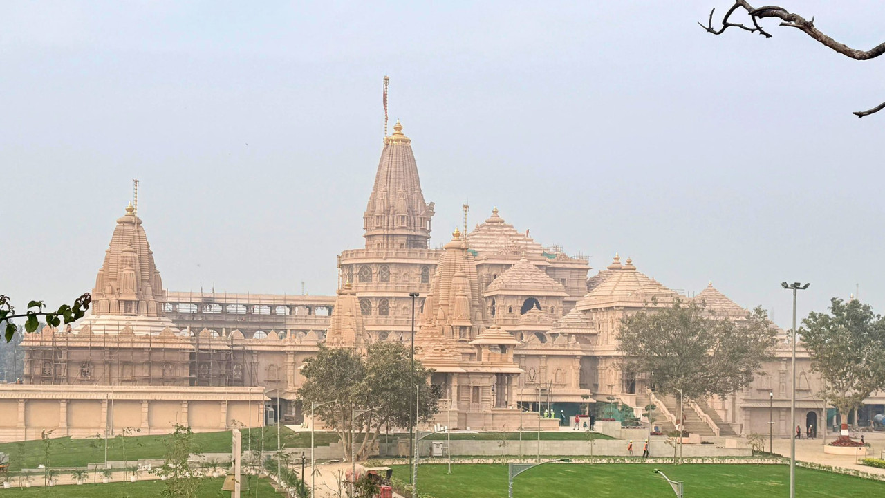 Ayodhya: Tension at Ram Temple as Kashmiri youth tries to offer namaz, detained 