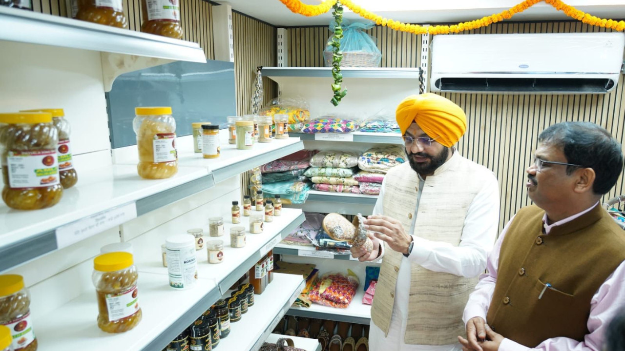 Bhagwant Mann Government Launches 'Pehel Mart' to Empower Rural Women in Punjab