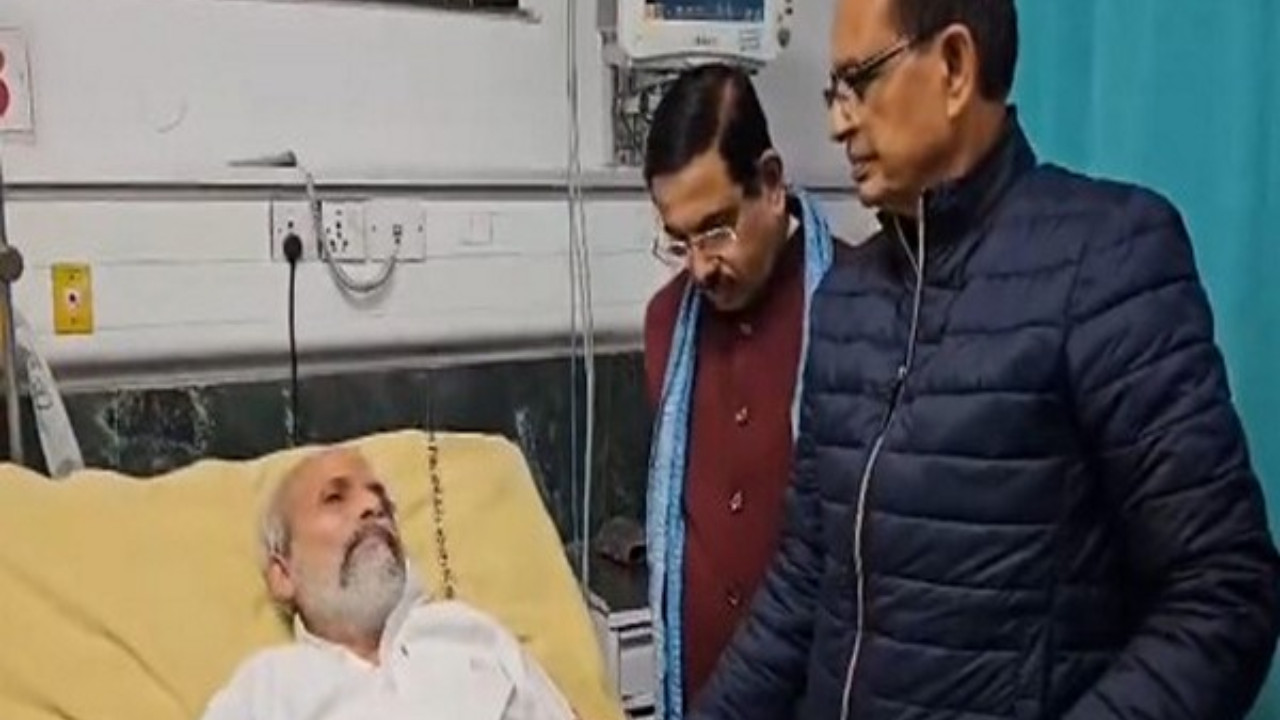 BJP Ministers visit injured MPs after clash with INDIA bloc
