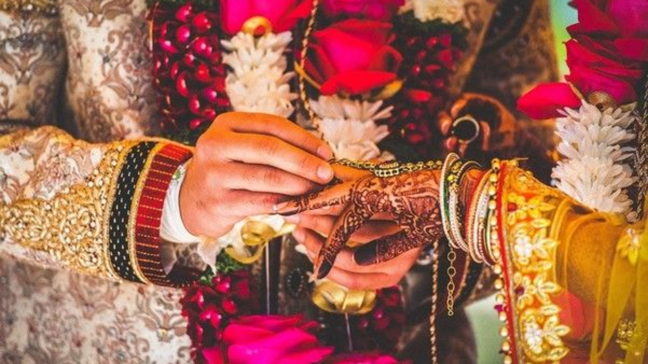 Bride Runs Away with Wealth, Husband's Despair Leads to Tragedy