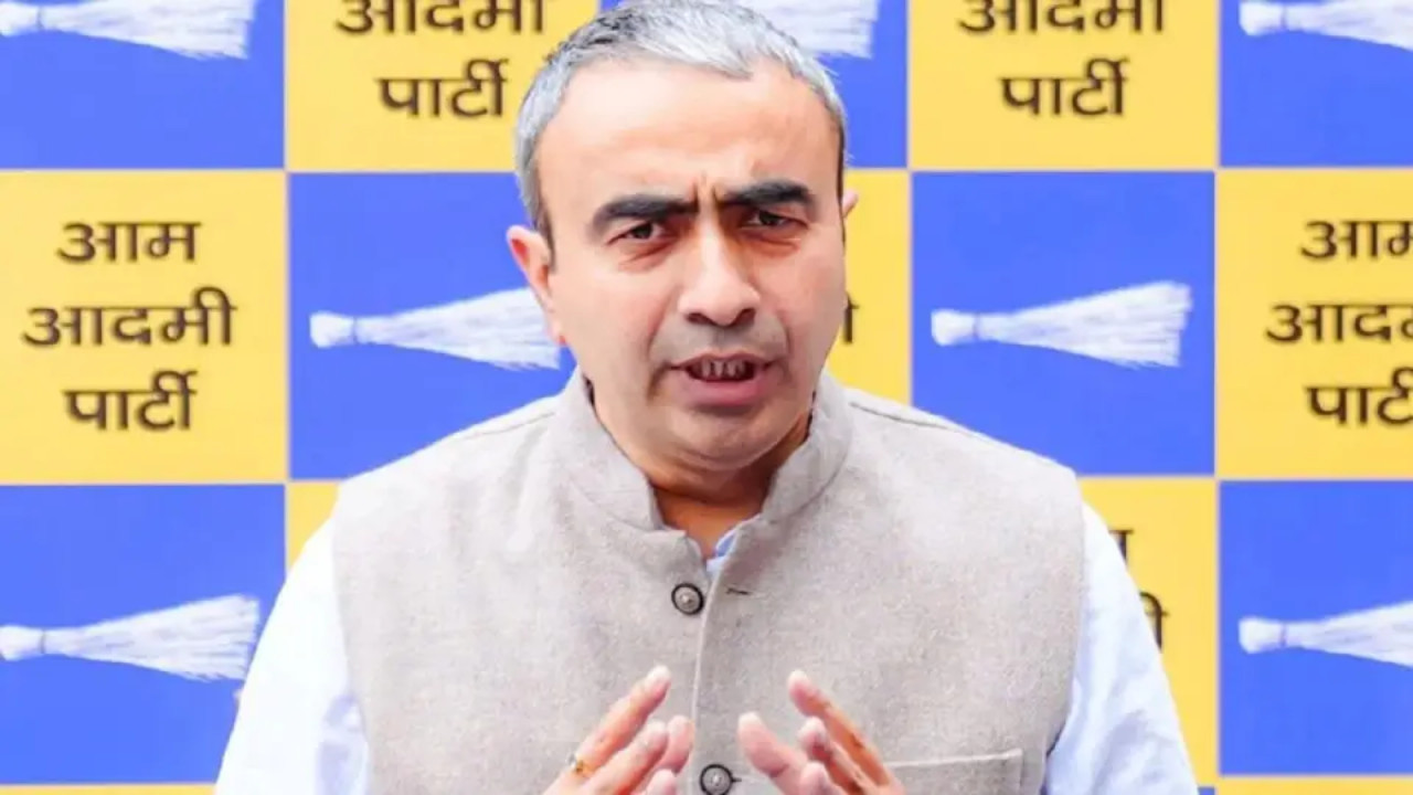 Controversy Erupts Over Haryana Land Pooling Policy, AAP Accuses BJP of Land Grab