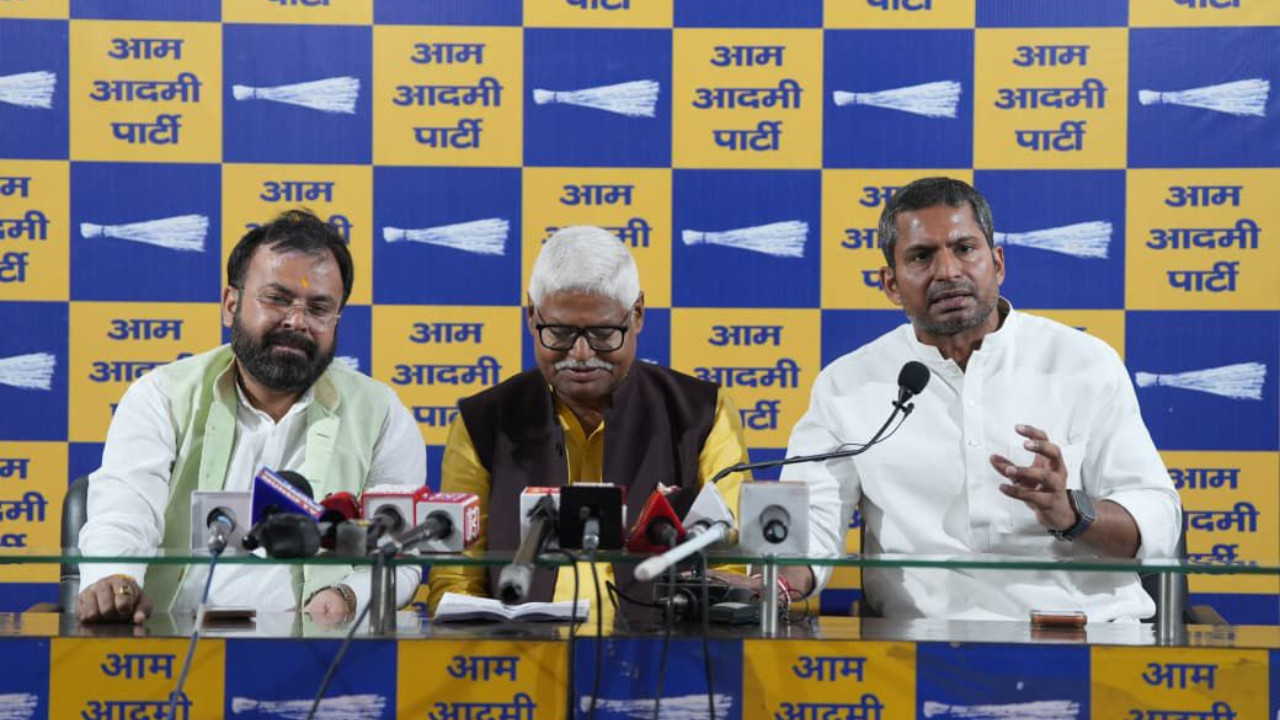 Delhi: AAP slams BJP over Jafarpur incident, accuses Saffron party of sowing hatred 