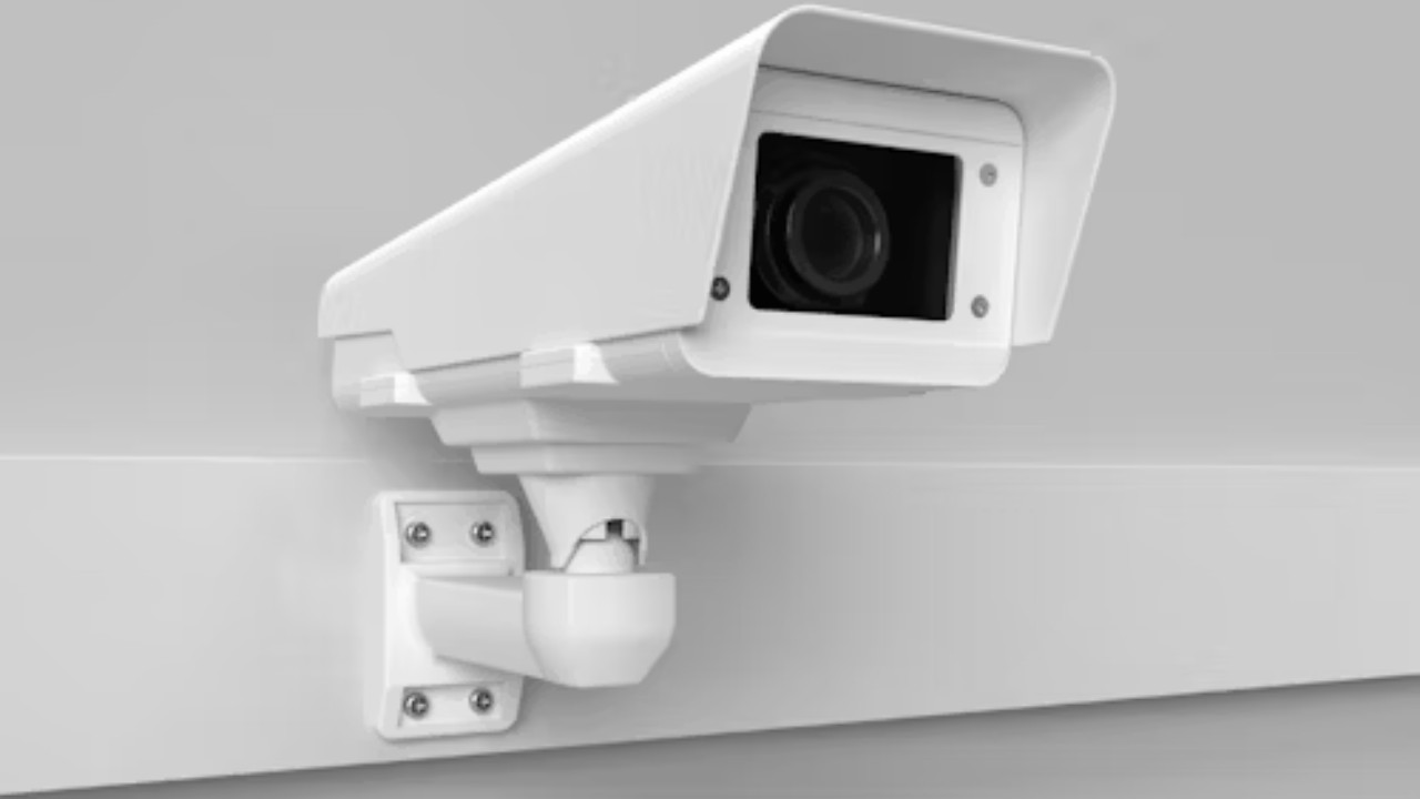 Delhi Pharmacies Must Install CCTV Cameras by July 31, Orders Government