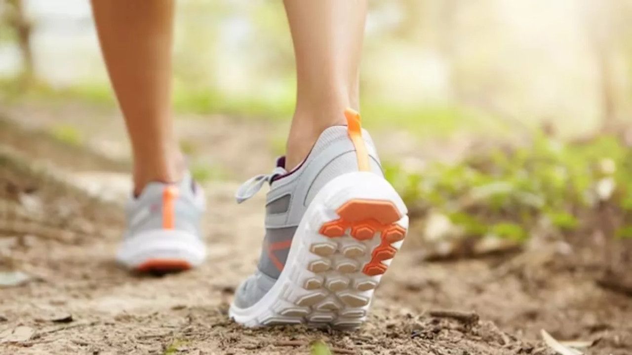 Don't do these 5 mistakes while completing 10,000 steps