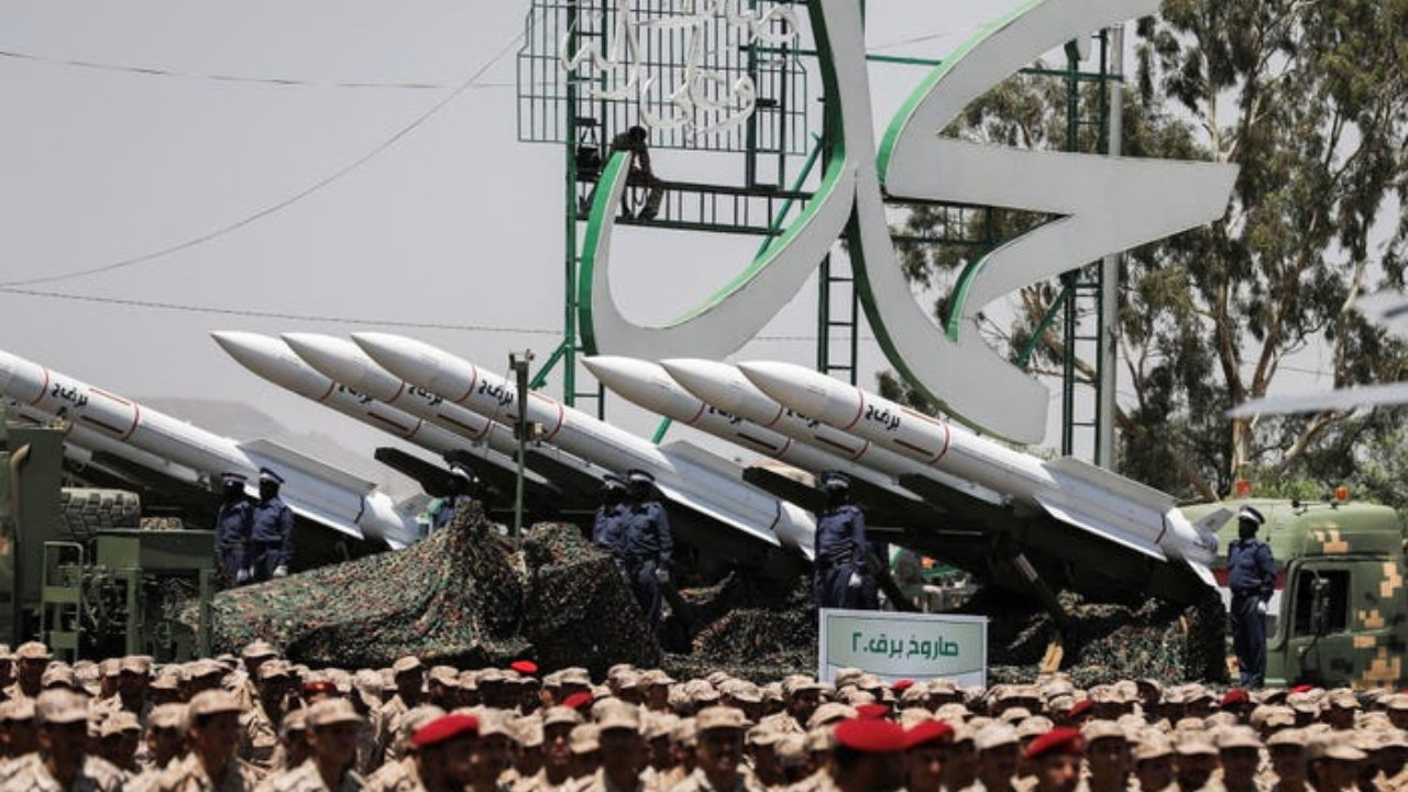 Donald Trump warns Iran, says ready for personal meeting as JD Vance leads US delegation to Pakistan