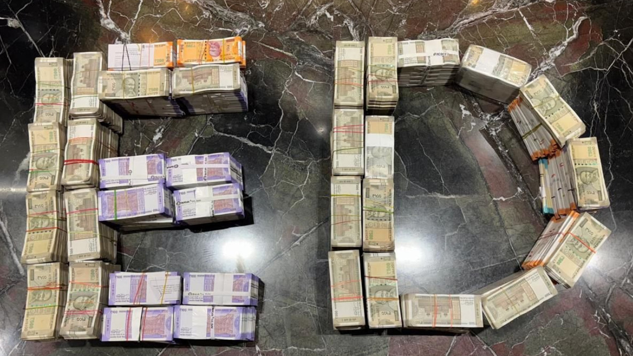 ED raids fugitive gangster Inderjeet Singh, seize cash jewellery worth several crores  
