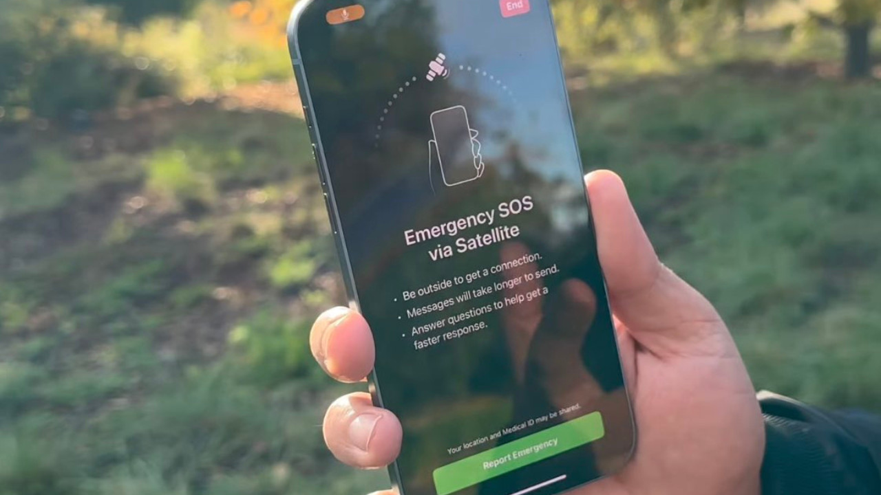 Emergency SOS: Want to keep safe in emergency? Know how to alert your loved ones when in danger