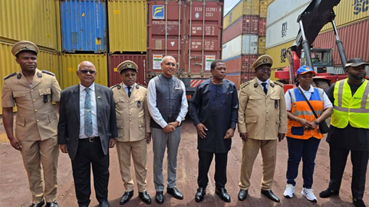 Flood Relief Support: India Donates 1,000 MT of Rice and Medicines to Cameroon 
