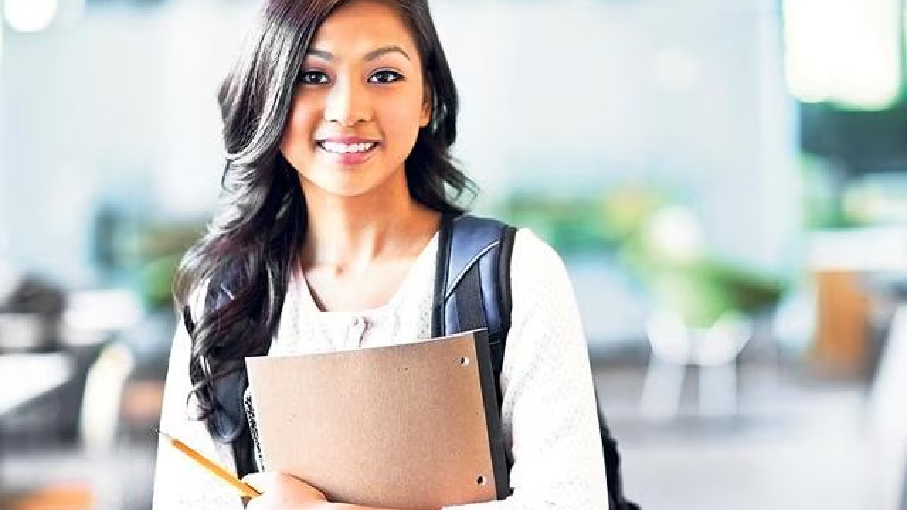 foreign students ban