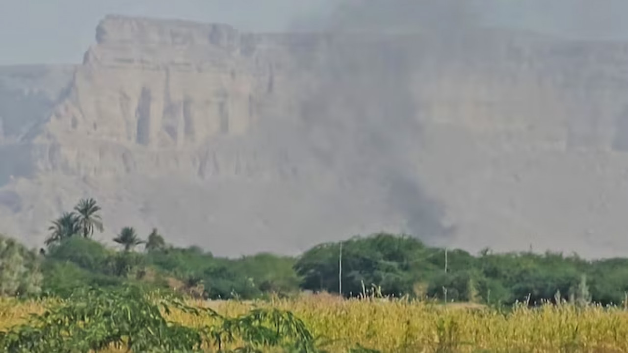 Saudi Airstrikes Hit UAE-Backed Forces in Yemen, 20 Killed