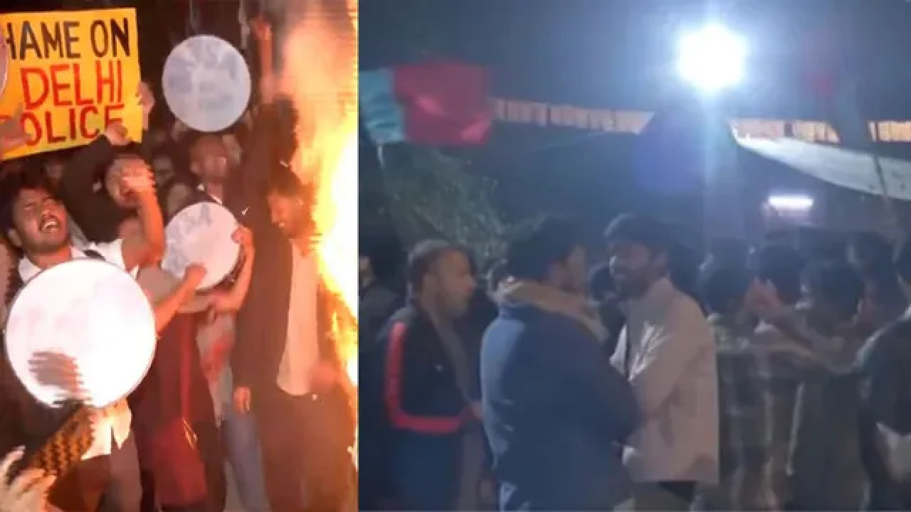 Tension at JNU: Students Burn Vice Chancellor’s Effigy, High Security Deployed Outside Campus