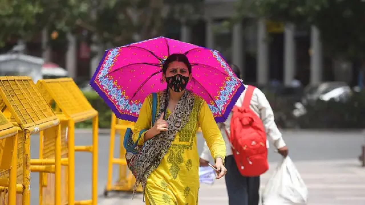 Relief from Scorching Heat: Rain and Dust Storms Likely Across North India