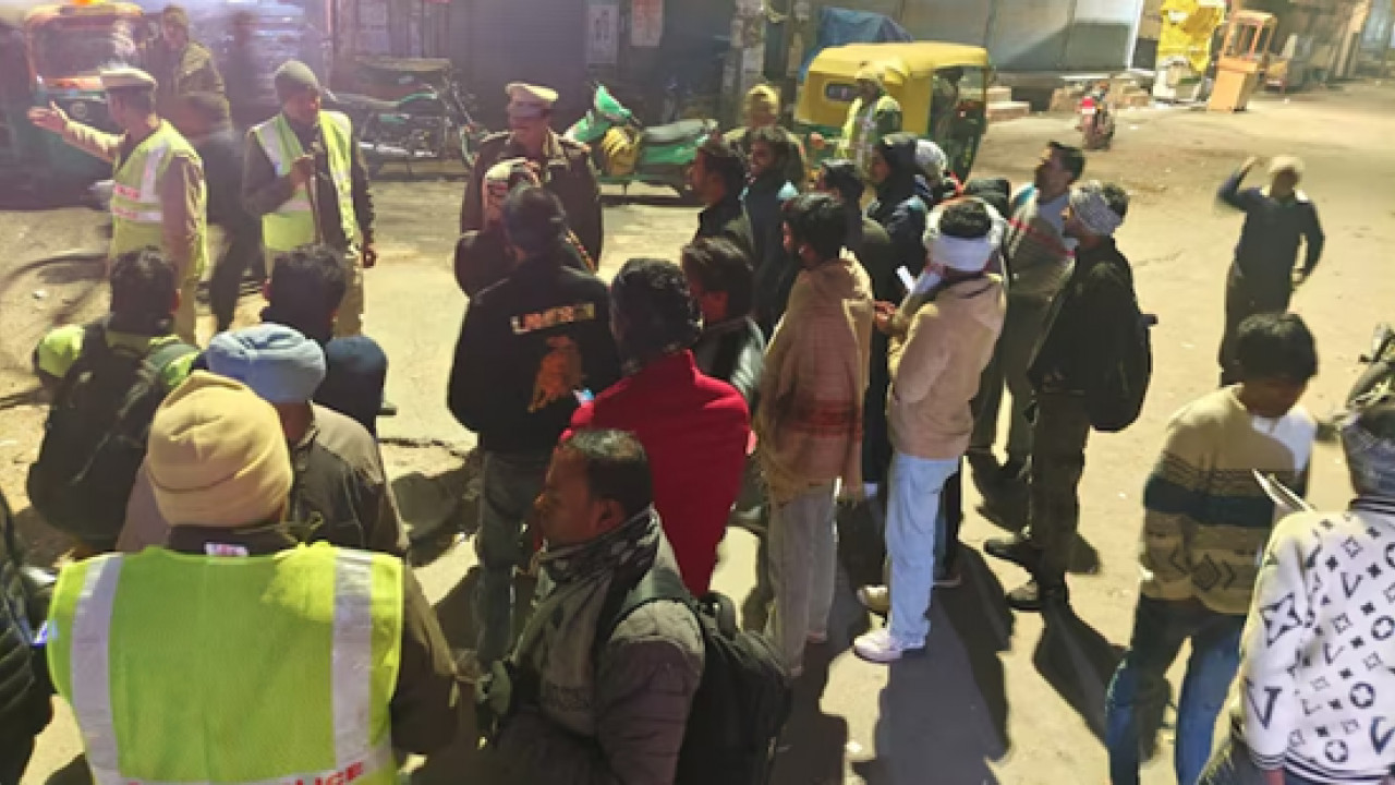 Ahead of New Year, Delhi Police Crack Down Hard: 285 Arrested, Weapons Seized