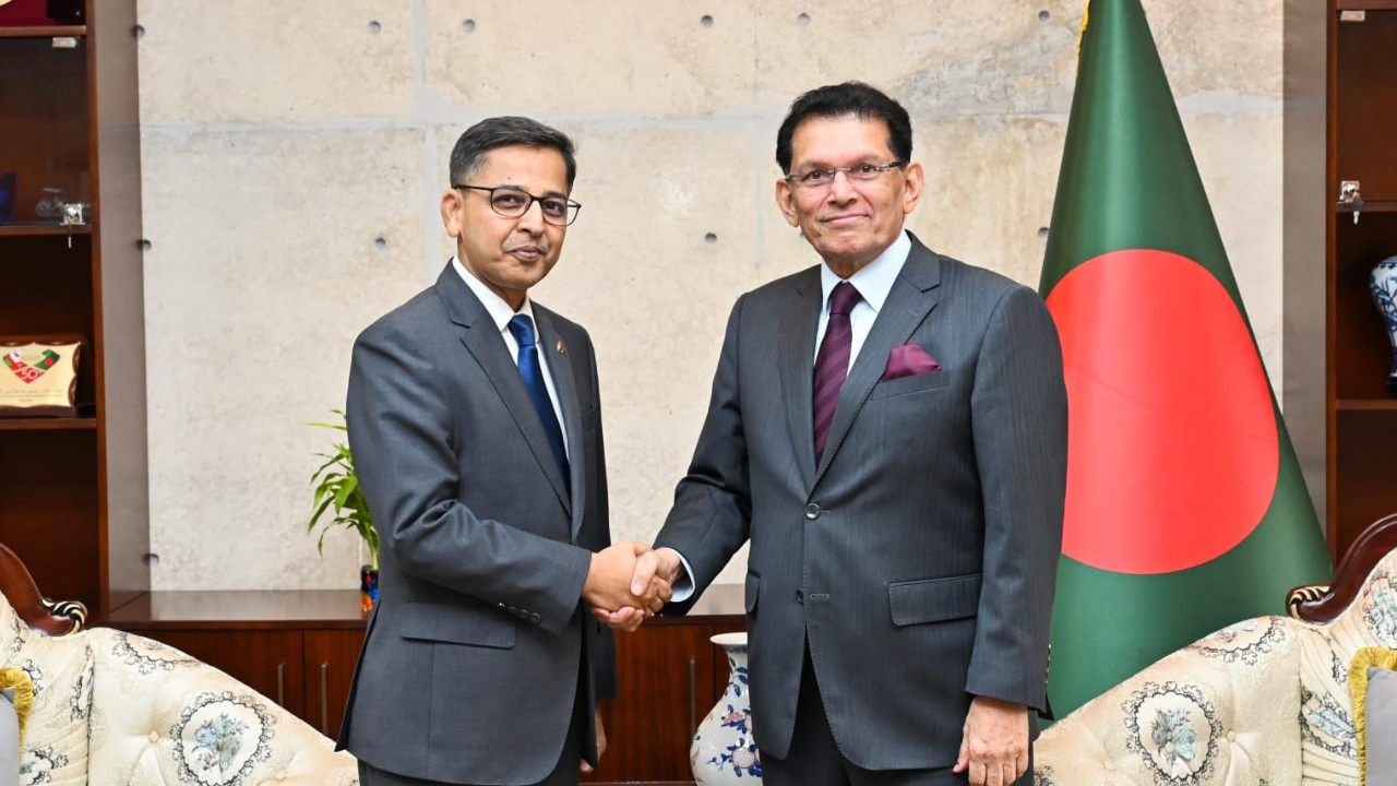 Indian High Commissioner meets Bangladesh Foreign Minister Khalilur Rahman in Dhaka