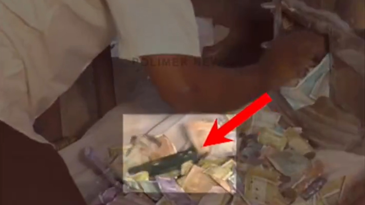 iPhone Dropped, Now Part of the Divine Inventory!