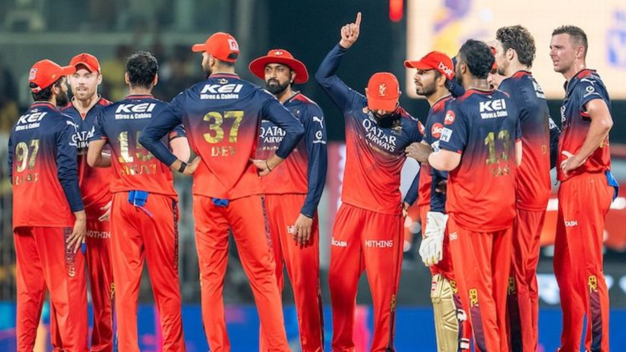 IPL 2026: RCB Secures First Playoff Spot; Punjab Suffers Sixth Consecutive Defeat