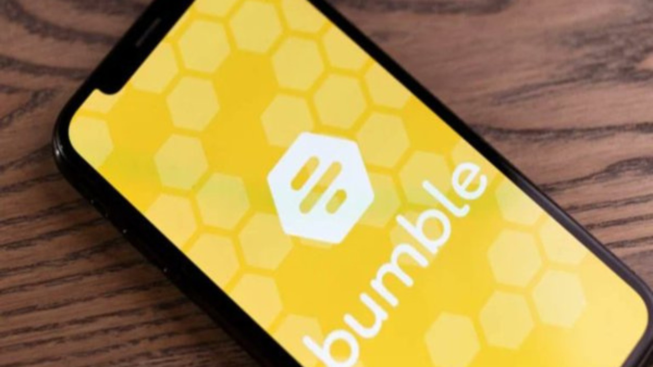 Is trust in marriage eroding in India? Millions of people seeking extra-marital affairs on THIS app